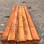 Ca. 57x Iroko Planken Fijnbezaagd, 27x155mm, Lengte 320cm